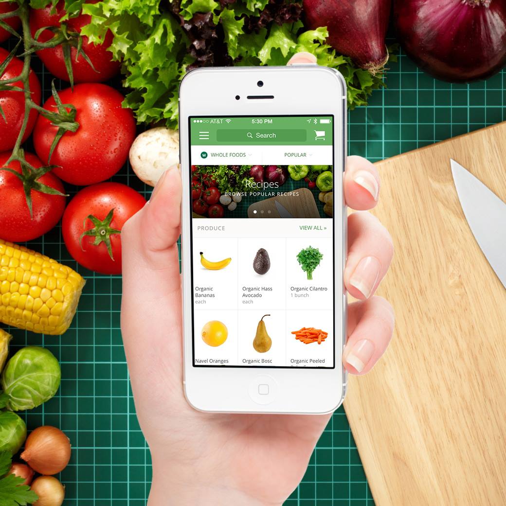 Доставка продуктов по телефону. Мобильное приложение еды. Мобильное приложение доставка. Заказ еды в телефоне. Приложение доставки продуктов.